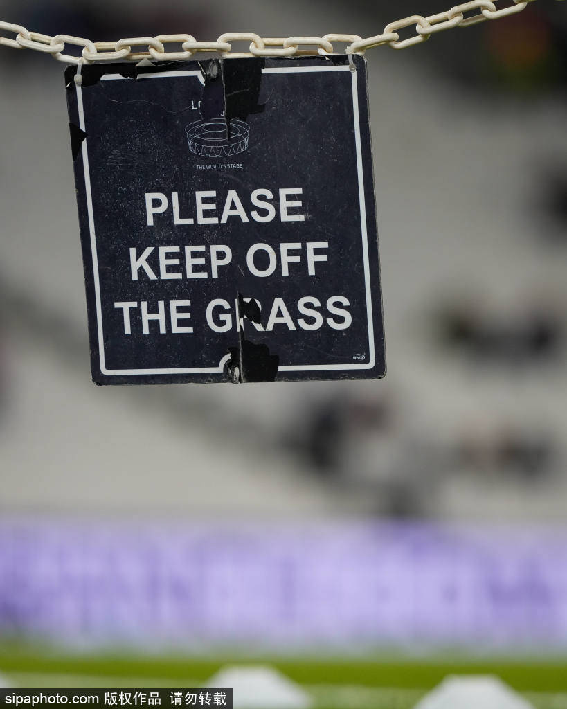 ท็อตแน่ม ฮ็อตสเปอร์ เสนอเงิน 25 ล้านปอนด์เพื่อซาร์เมียนโต้: อะไรจะเกิดขึ้นกับกองหน้าชาวดัตช์ในอนาคต? _กลยุทธ์_ _ความท้าทาย_ _เวสต์แฮม ยูไนเต็ด_